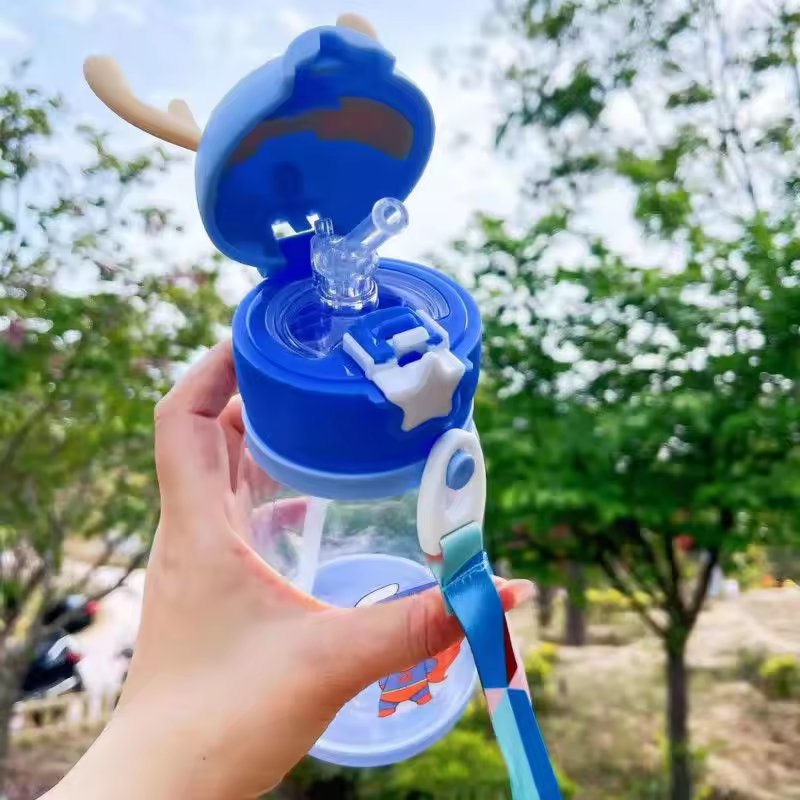 Antlers cup 900ML Children Bottle for Outdoor Travel School Cute Cartoon Animal Baby Water Bottle with Shoulder Strap for kids
