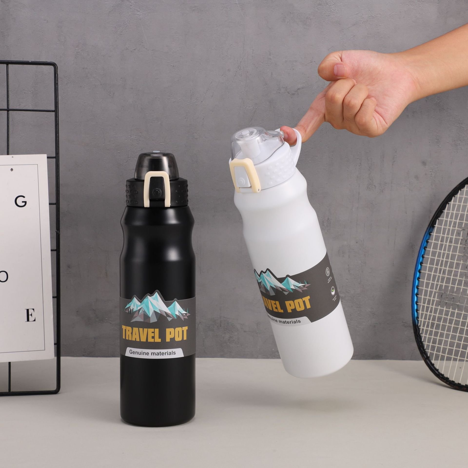 Outdoor sports custom 20oz double wall thermos vacuum flasks stainless steel insulated drinking water bottle