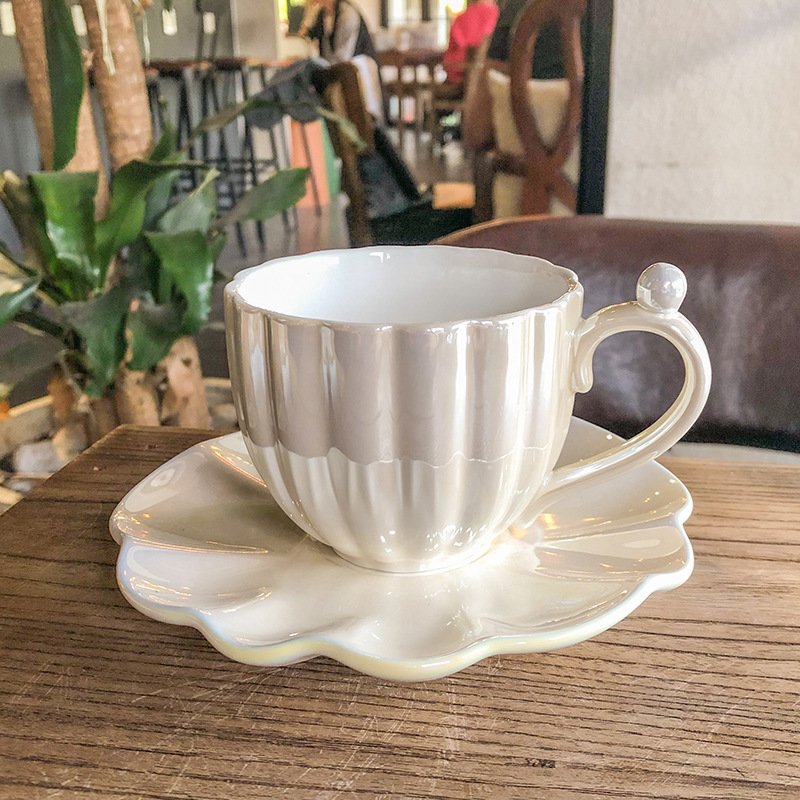 Colorful Girl Nordic Ceramic Coffee Mug Cup and Saucer Matte Petal Pearl Electroplating for Family Usage