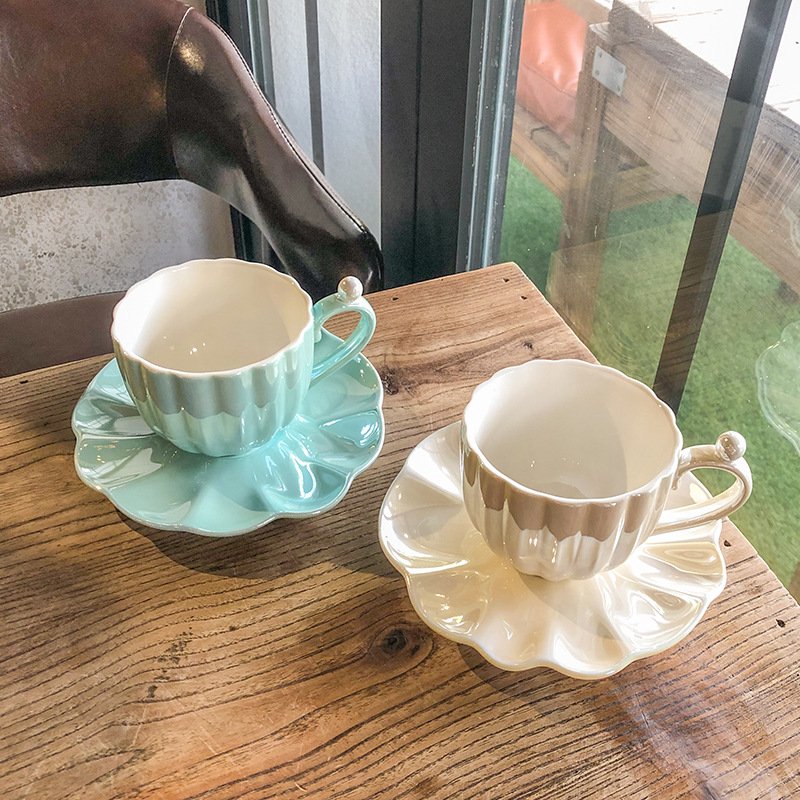Colorful Girl Nordic Ceramic Coffee Mug Cup and Saucer Matte Petal Pearl Electroplating for Family Usage