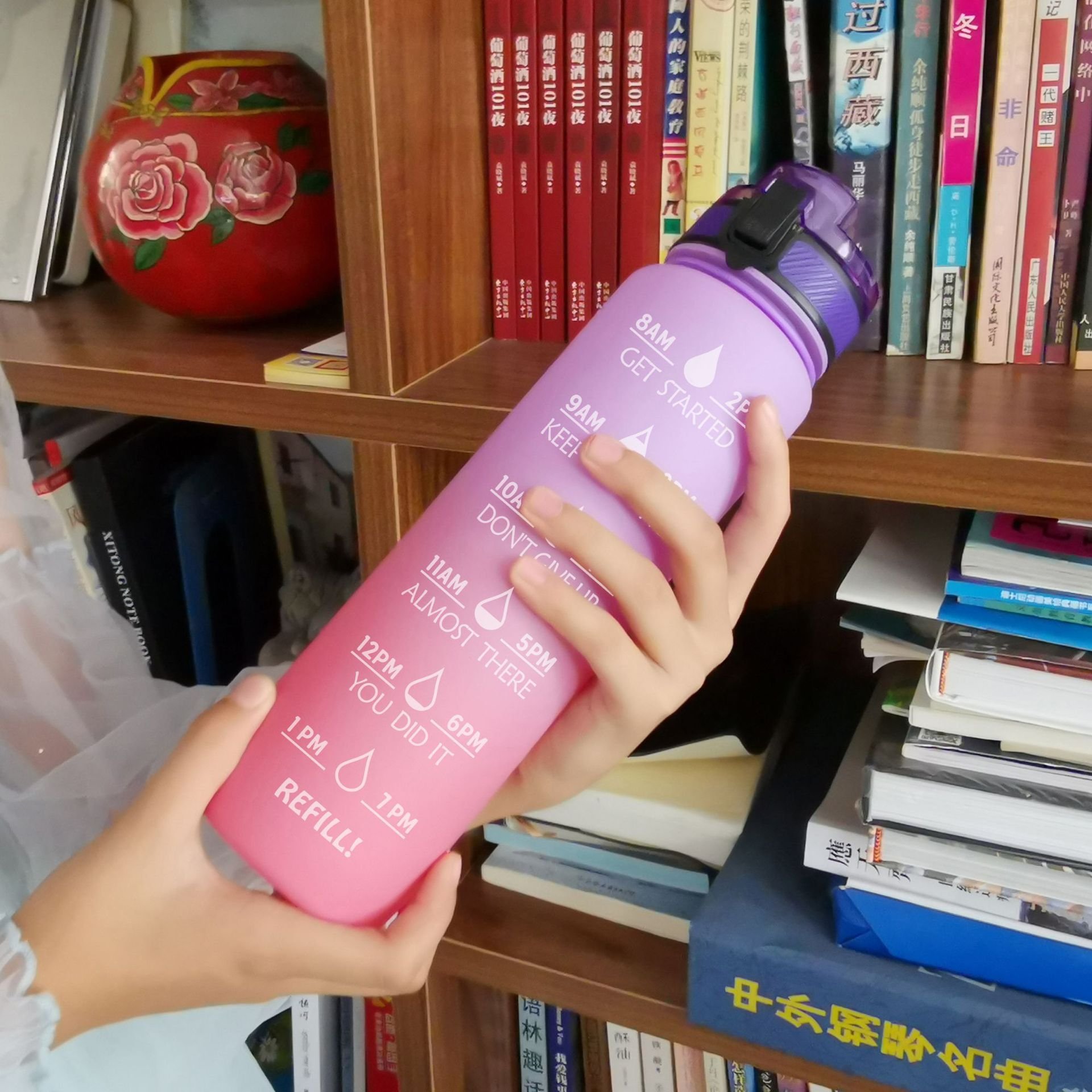 Amz Hot Selling 2023 Plastic Custom LOGO Leak Proof Water Bottle BPA Free 1l Sport Motivational Water Bottle