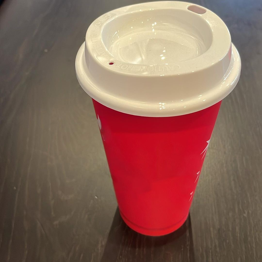 Custom Holiday Ice Cold Travel Mug Coffee Reusable Hard Coffee16Oz Plastic Red Cup