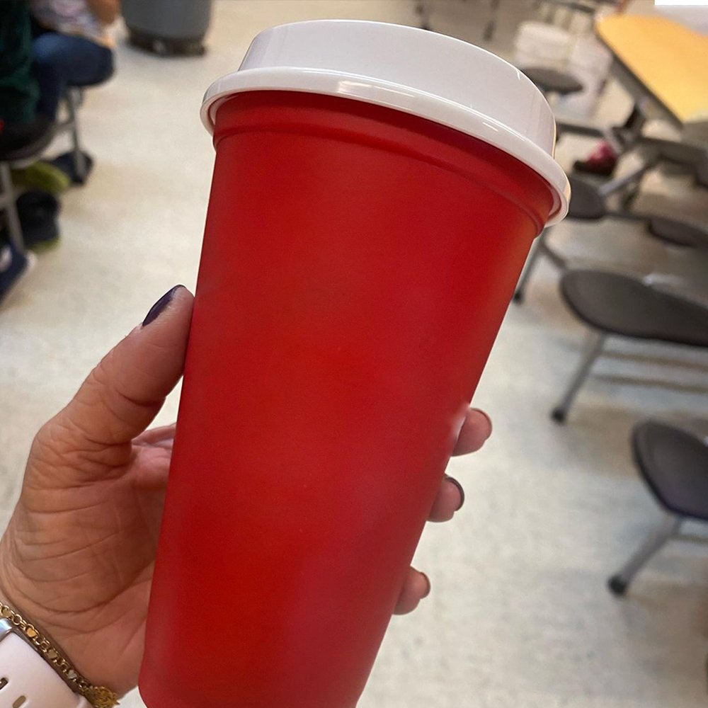 Custom Holiday Ice Cold Travel Mug Coffee Reusable Hard Coffee16Oz Plastic Red Cup