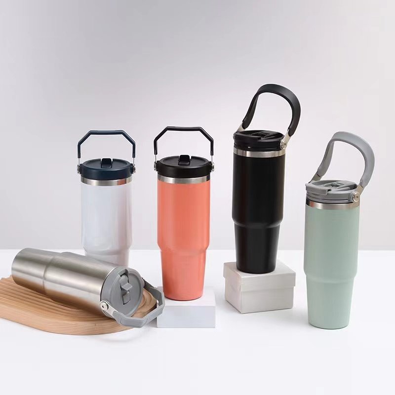 factory sells thermos cups large capacity water cups Liquid beer mugs with straws and coffee cups with handles