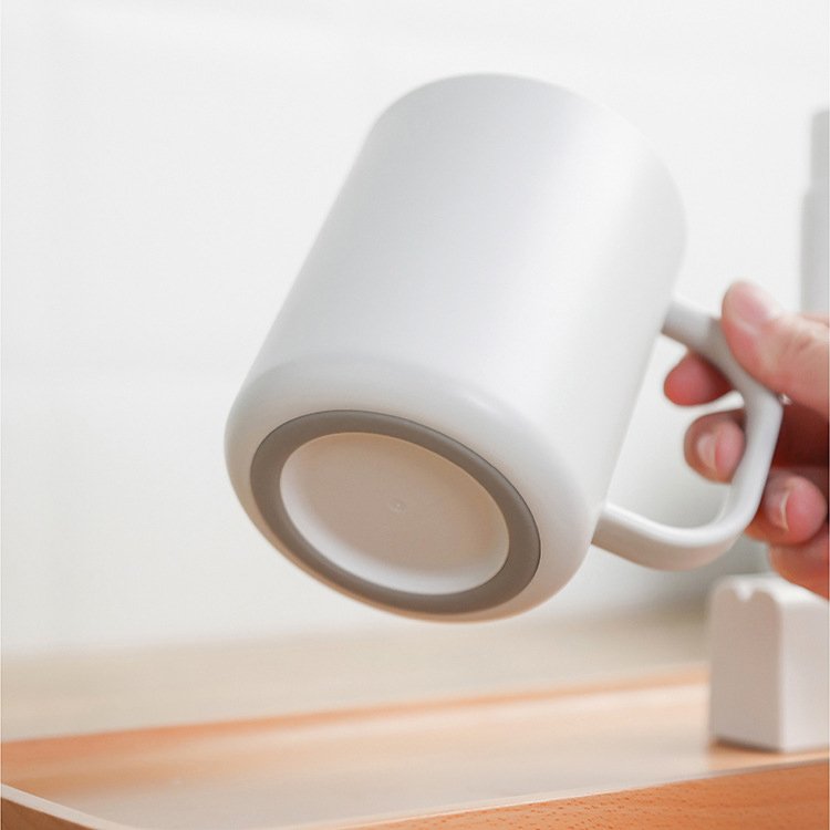 Chinese Manufacturer White plastic mug cups plastic mugs souvenir
