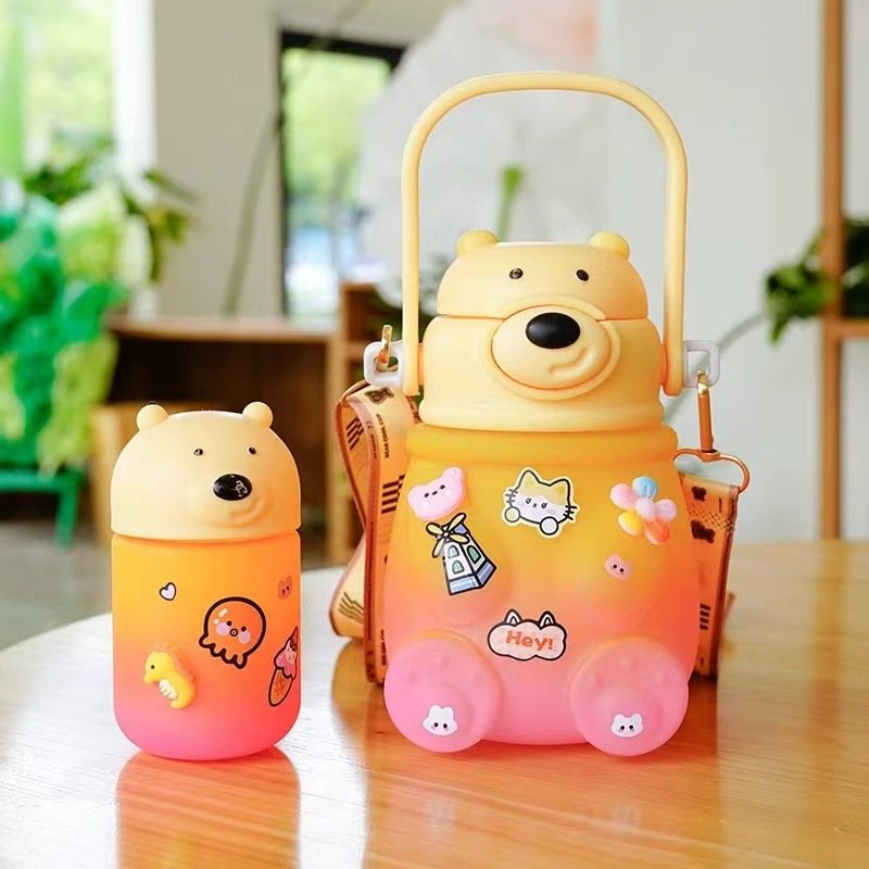 Frosted gradient school kids straw Portable Cartoon Straw Outdoor Bear Gradual Big Belly Cup set Plastic Water Bottle
