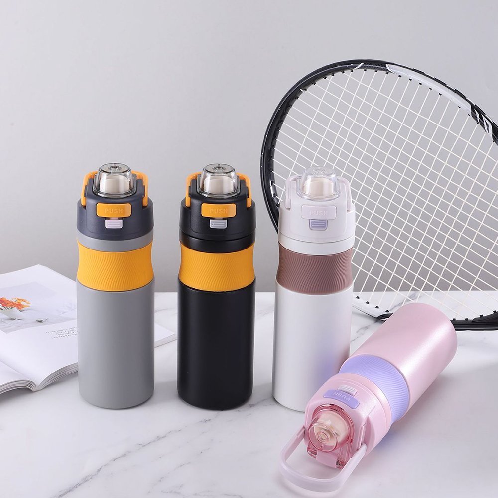 New Arrival 20 oz Water Bottle Silicone Non-slip Stainless Steel Wholesale Custom Logo Water Bottle