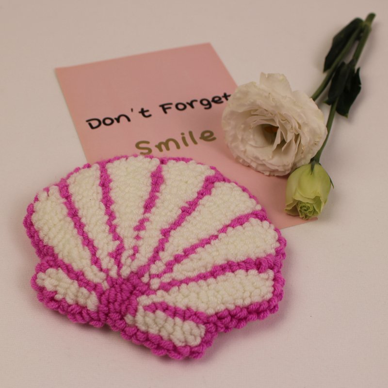 Cute Scallop Punch Needle Coaster Handicraft Mug Rug Coasters for Novelty Gift Idea