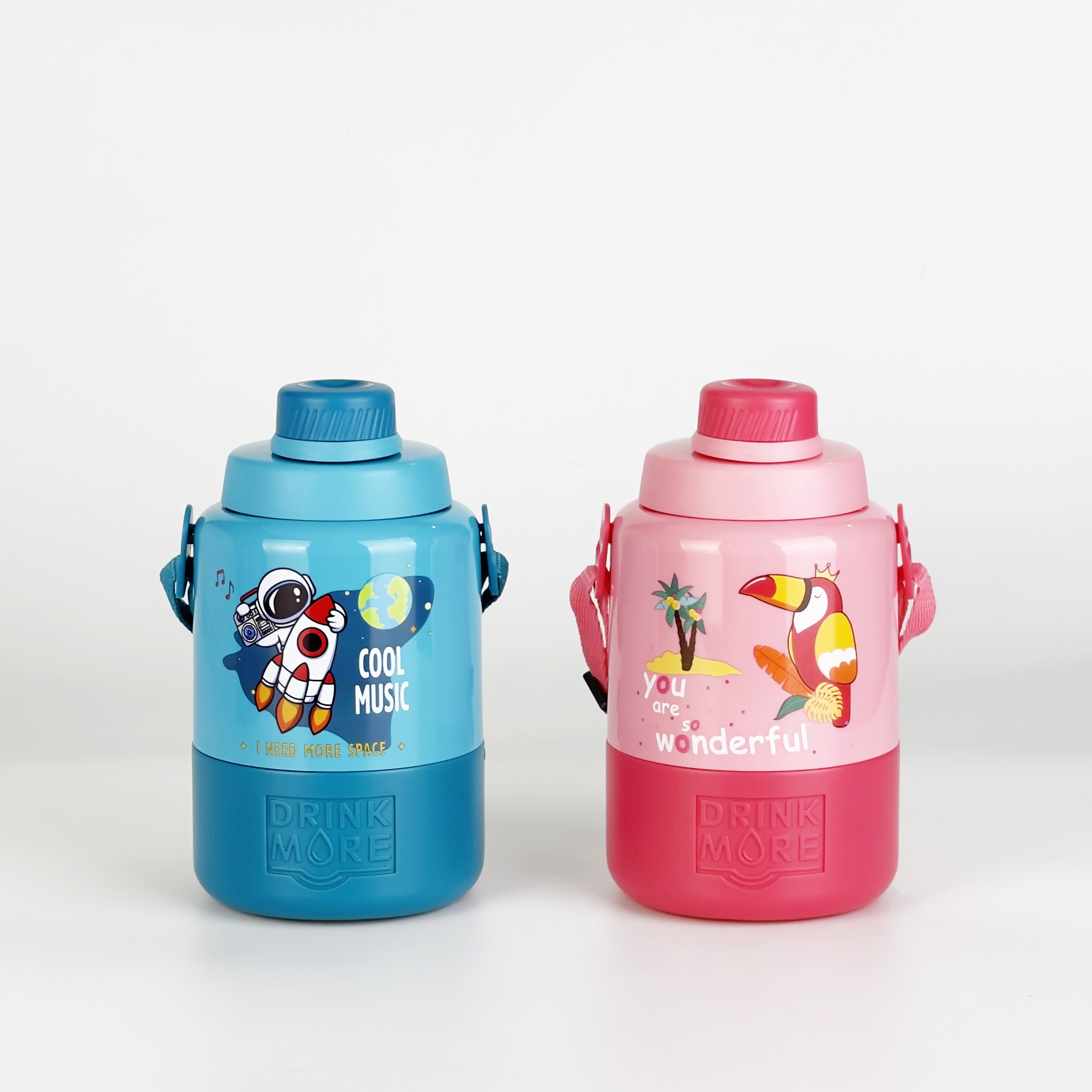 Plastic Kids Water Bottle Water Bottle with Straw Cute Child Drinking Cartoon Printing Hot Sale 1000ml Camping OPP Hiking Modern