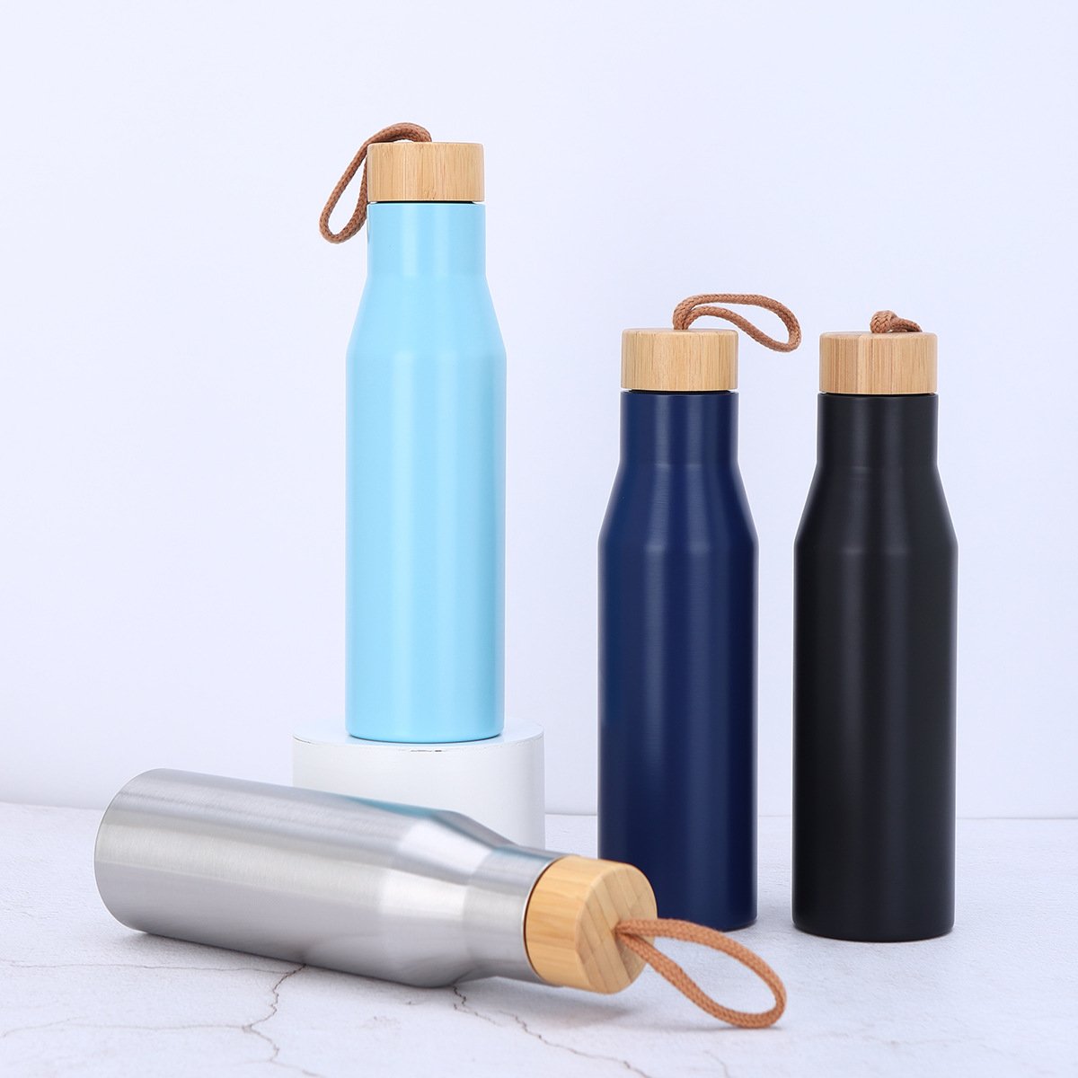 Custom Portable Travel Sport Leakproof Stainless Steel Insulated Vacuum Water Flask Bottle With Bamboo Lid