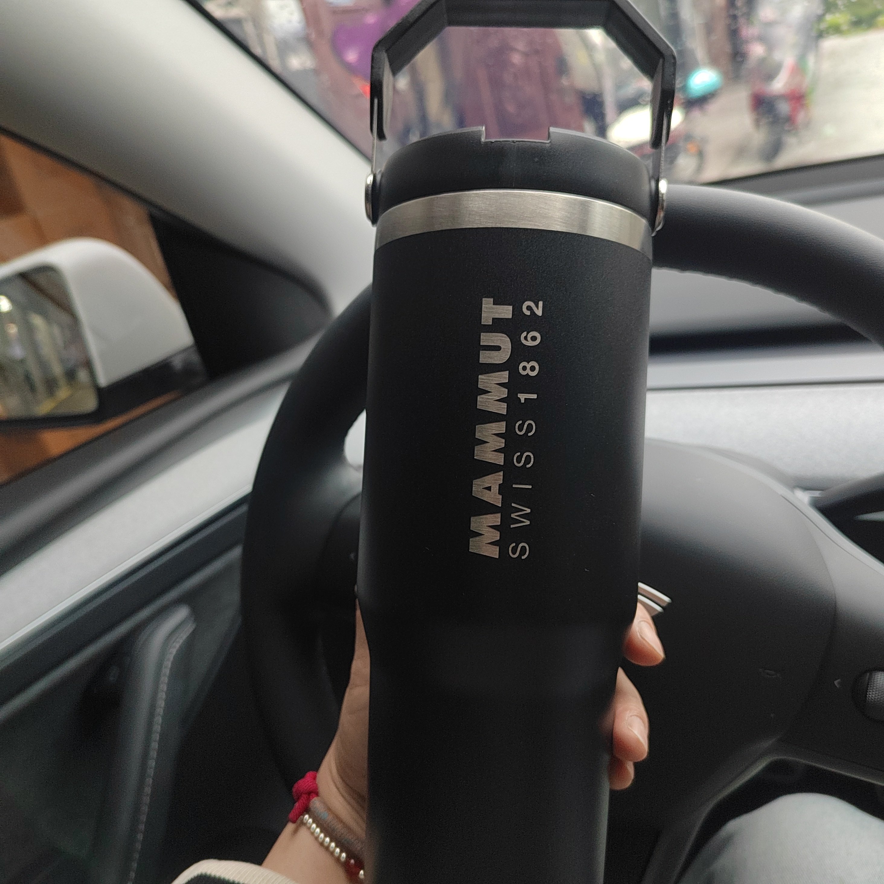 High Quality 304 Stainless Steel 30oz Double Insulated Metal Tumbler Cup Vacuum Insulated Water Bottle Travel Mugs With Handle