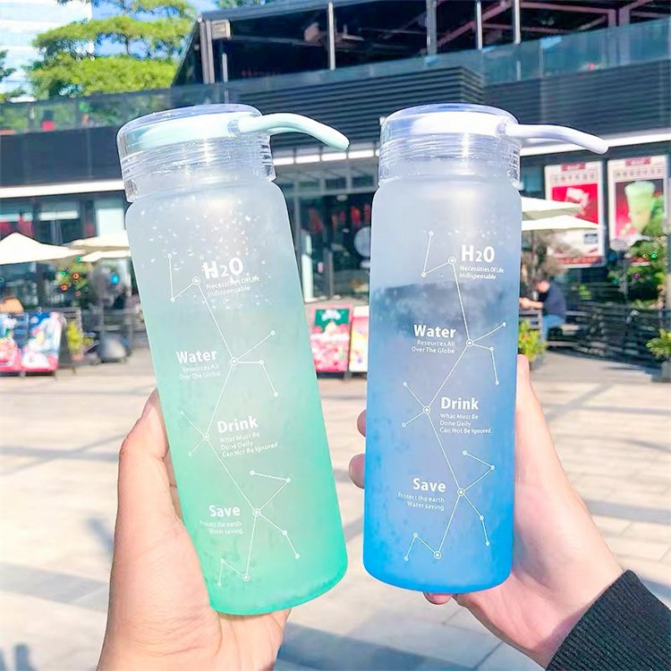 Factory Selling Customized Colored Handmade High Temperature Resistance Outdoor Drinking With Cover Glass Water Bottle