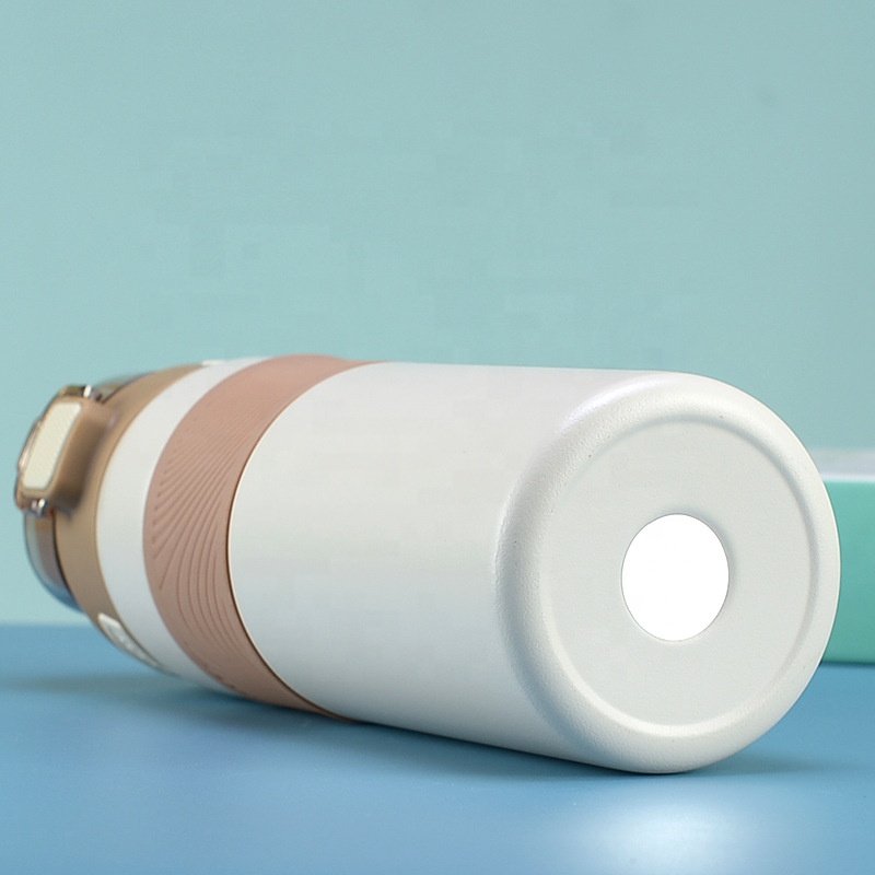 2024 Hot Selling New Arrival 316 Stainless Steel 600ml 800ml Large Volume Water Bottle With Straw For Women Men