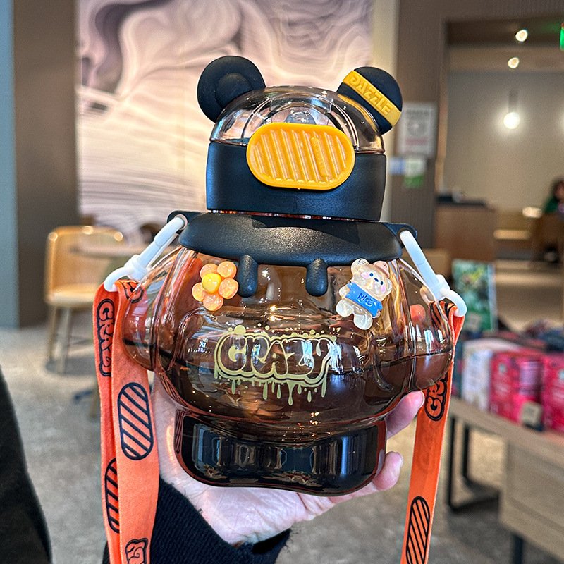 Seaygift Children summer new Lightning bear cartoon plastic straw cups milk mug Outdoor leak proof portable plastic water bottle