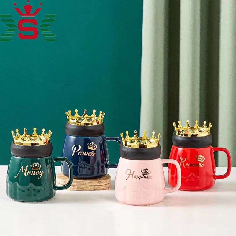 Crown Series Ceramic Cup 3D Cover Mug Can Be Used as The Source of Mobile Phone Holder High Quality Cartoon Mugs Modern HANDGRIP