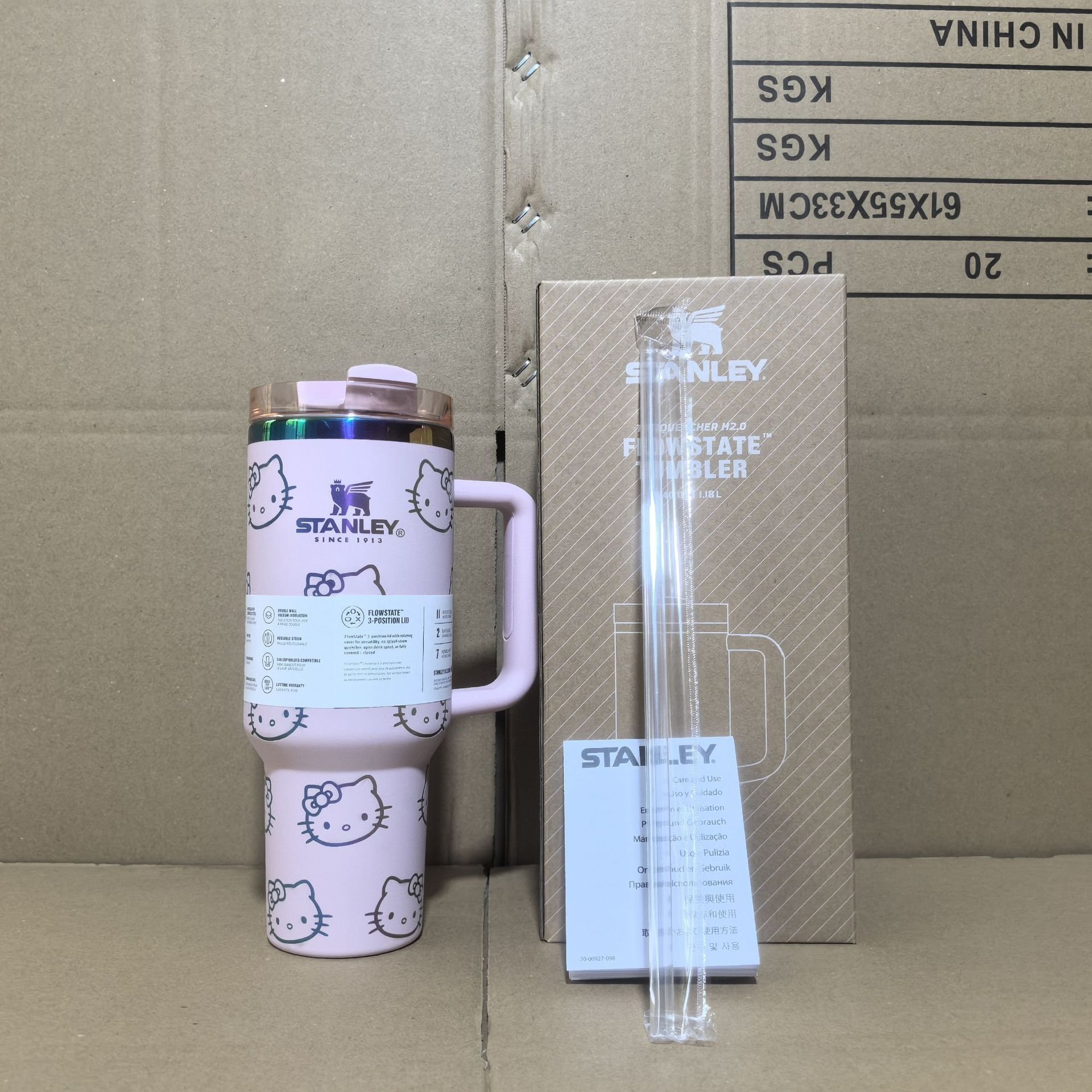 new Stitch Hello Kitty design 40oz Thermos Cup cute mug for children and girl friend car light blue pink