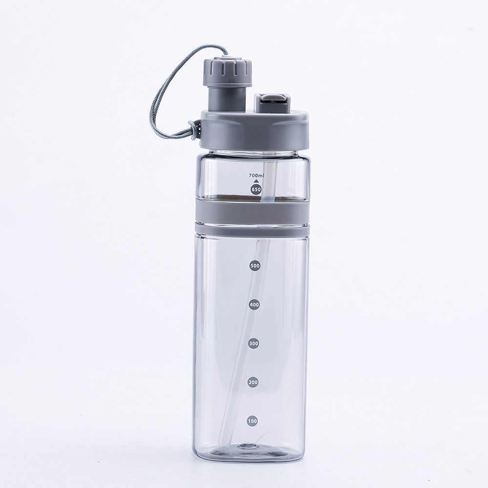 600ml 700ml bpa free plastic sports water bottle with long straw