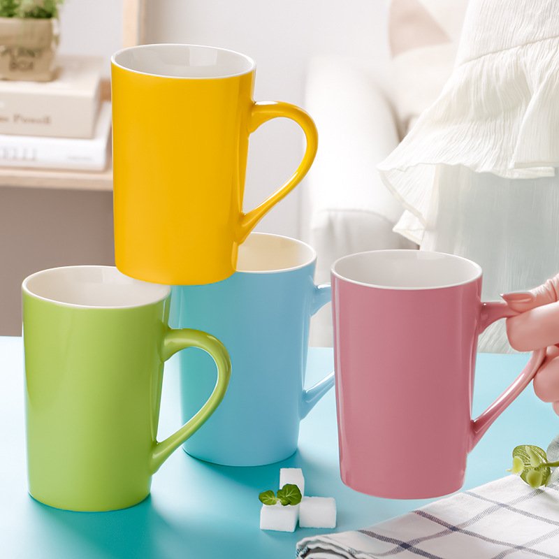 Wholesale Custom promotional laser ceramic mug with custom design and cover mug holiday gift water coffee mug