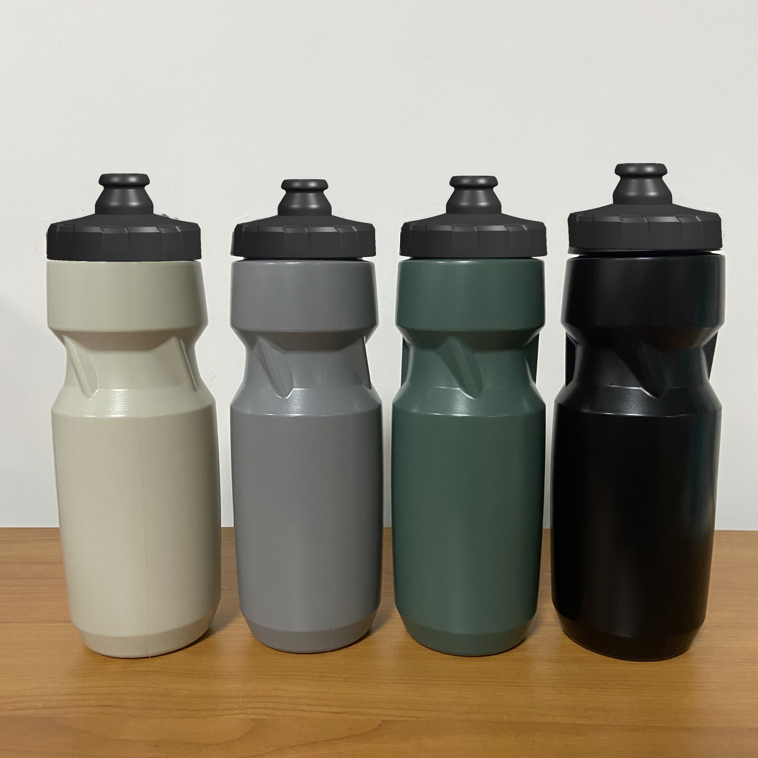 Classic black white color bike water bottle cycling plastic bottle BPA free moutain bike bottle for bike club