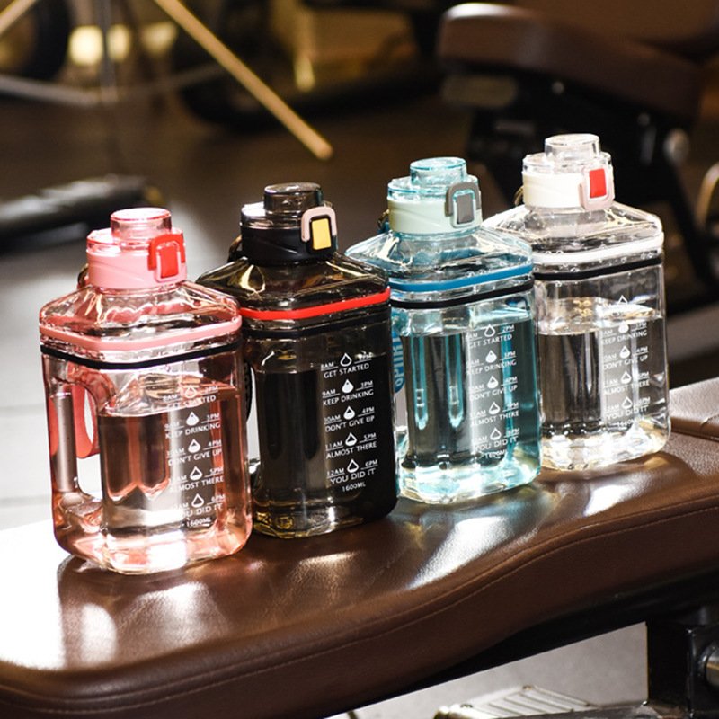 Large capacity Gallon thicken Square Water Bottle BPA Free Large 2.2L Leak Proof for Bodybuilding Gallon Jug