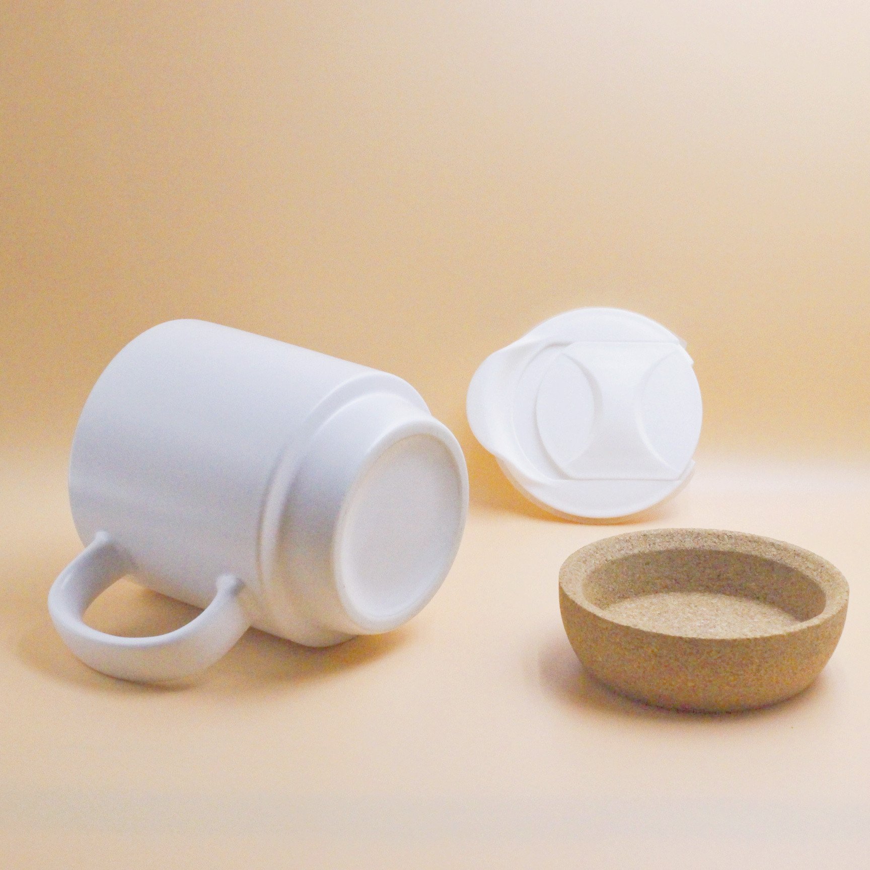 Ceramic mug Cork Base with PP lid matte black white color customized design logo highly welcome for daily use office shop
