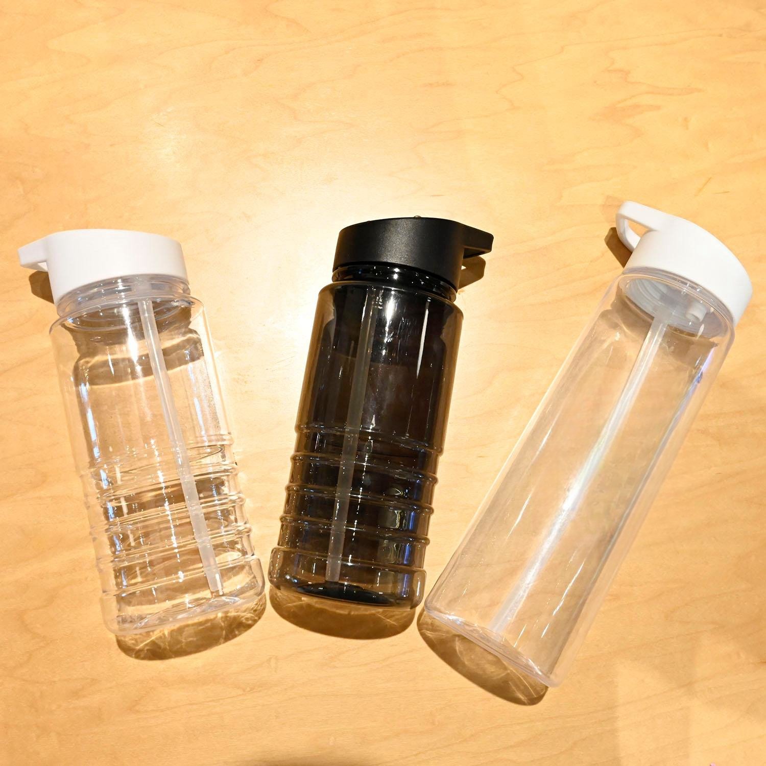 Portable water bottle 750ml Sport Wholesale Clear Plastic Wholesale AS Material Plastic water bottle With Flip Straw Bpa Free