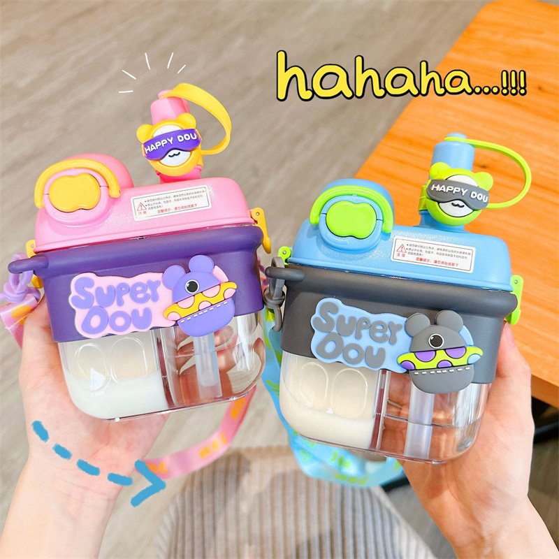 500ml Cartoon Kids Water Bottle Outdoor Water Bottle With Straw Gourde Enfants Ecole Plastic Kids Water Bottle For School
