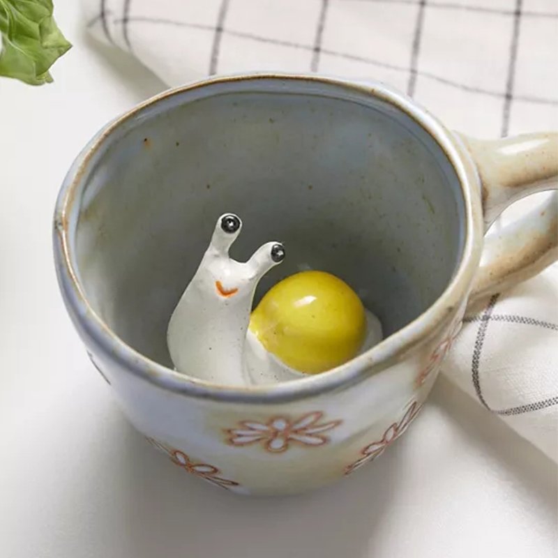 Peekaboo Ceramic 12 oz Mug carton cups animal in the cup