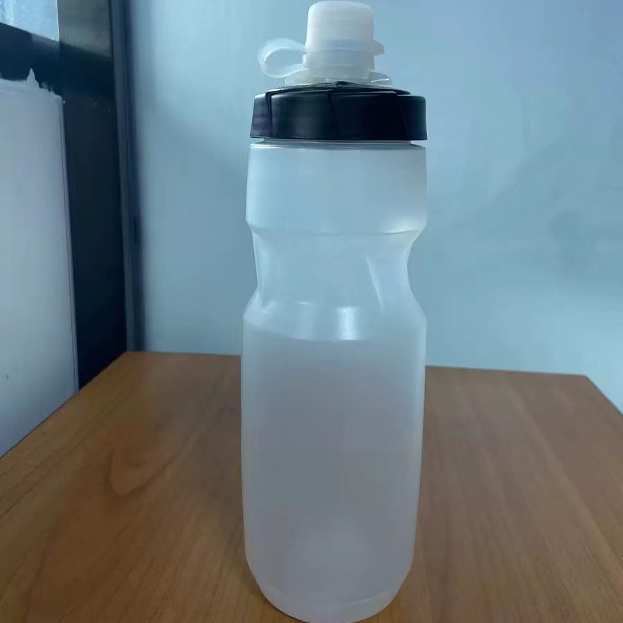 700ml bicycle water bottles plastic sports squeeze water bottle sports plastic water bottles with custom logo