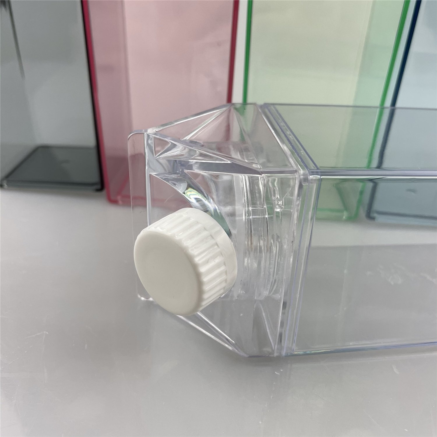 Plastic BPA Free 500ml 1000ml Plastic Clear Pink Transparent Colored Acrylic Tumbler With Lid Milk Carton Water Bottle