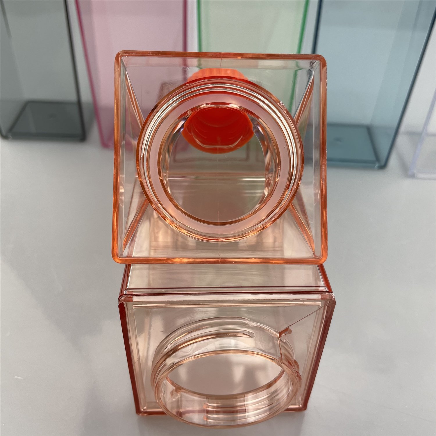Plastic BPA Free 500ml 1000ml Plastic Clear Pink Transparent Colored Acrylic Tumbler With Lid Milk Carton Water Bottle