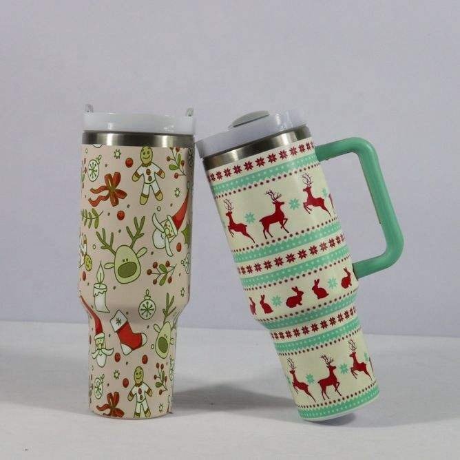 New design 40oz Stainless Steel Christmas Mug Festivals Luxury Water Bottle with Straw Handle Double Wall Insulated Mug