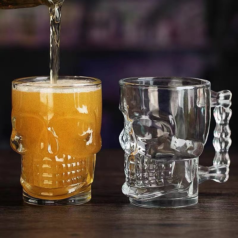 Factory direct sale glass wine glass with handle 17oz wide mouth skull beer mug