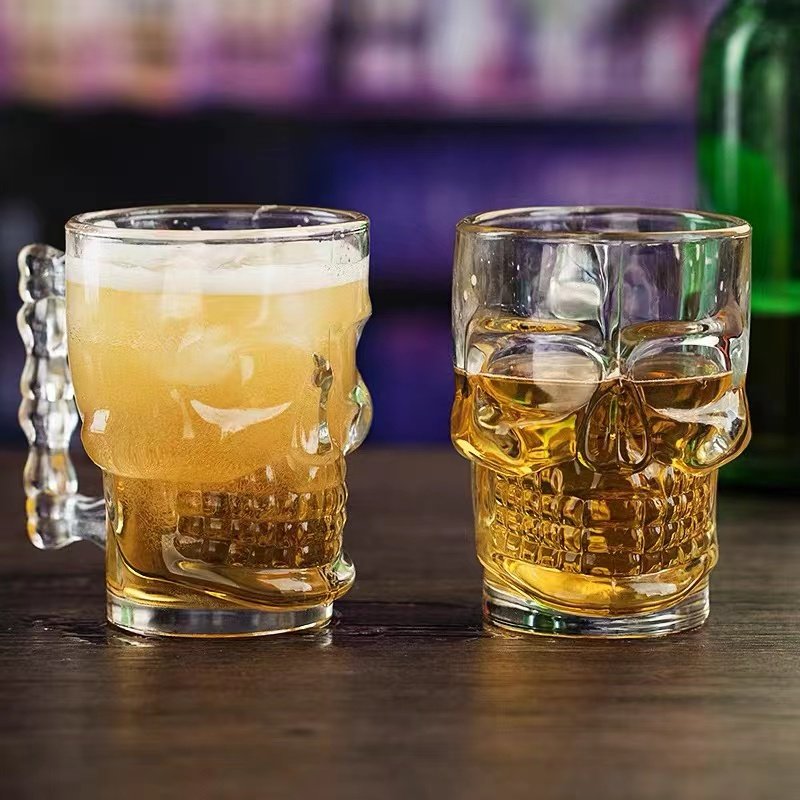 Factory direct sale glass wine glass with handle 17oz wide mouth skull beer mug