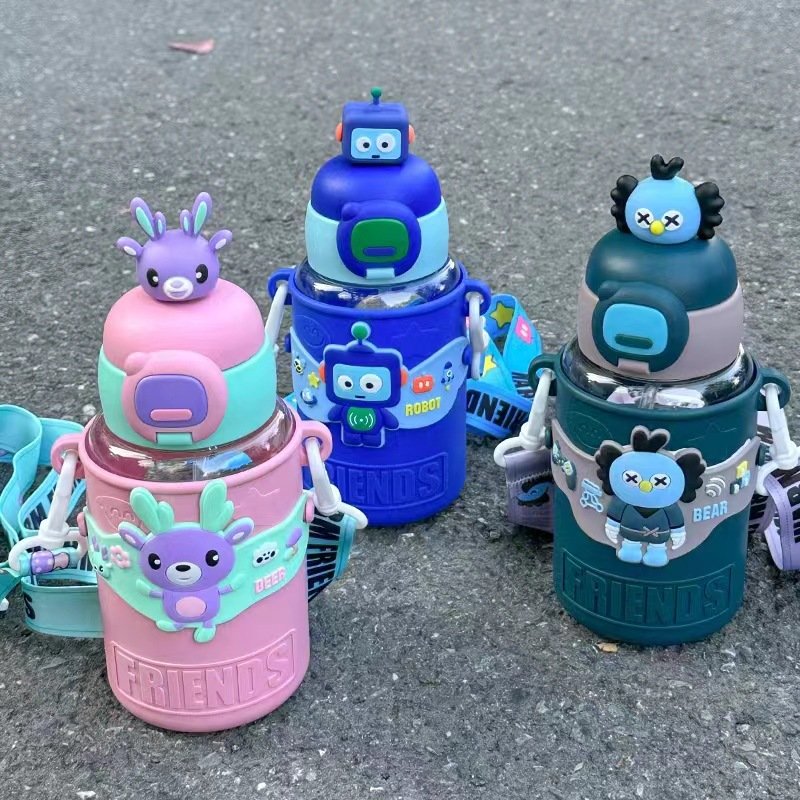 Seaygift students school kids cute cartoon doll rabbit robot frog baby plastic drink cups portable strap children water bottle