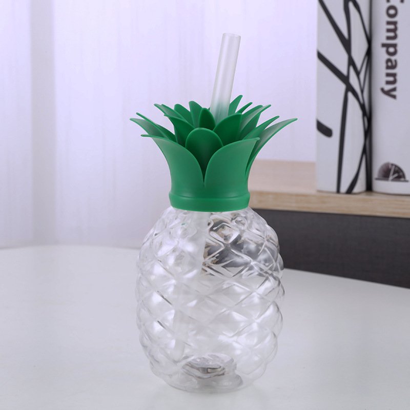 New Arrival Strawberry Cup Strawberry Keychain Pineapple Juice Cup Lele Tea INS Wind Cup Takeaway juice Bottle