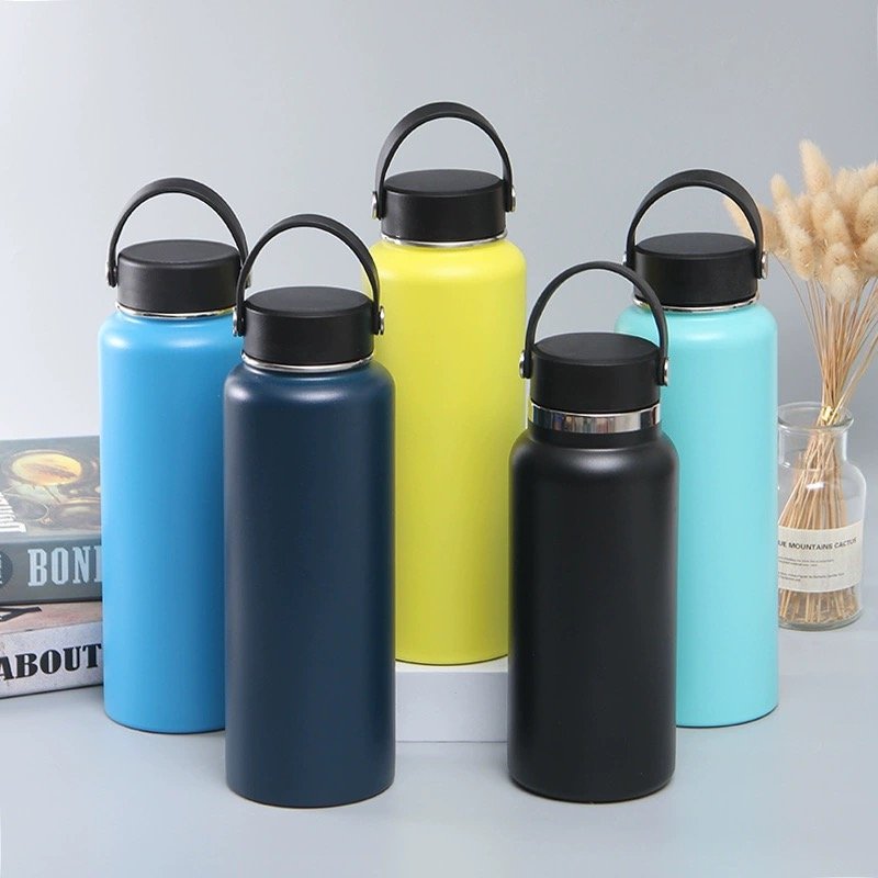 Multi-capacity sports custom lids stainless steel thermal insulated bottle and thermos vacuum flask for hot water with straw