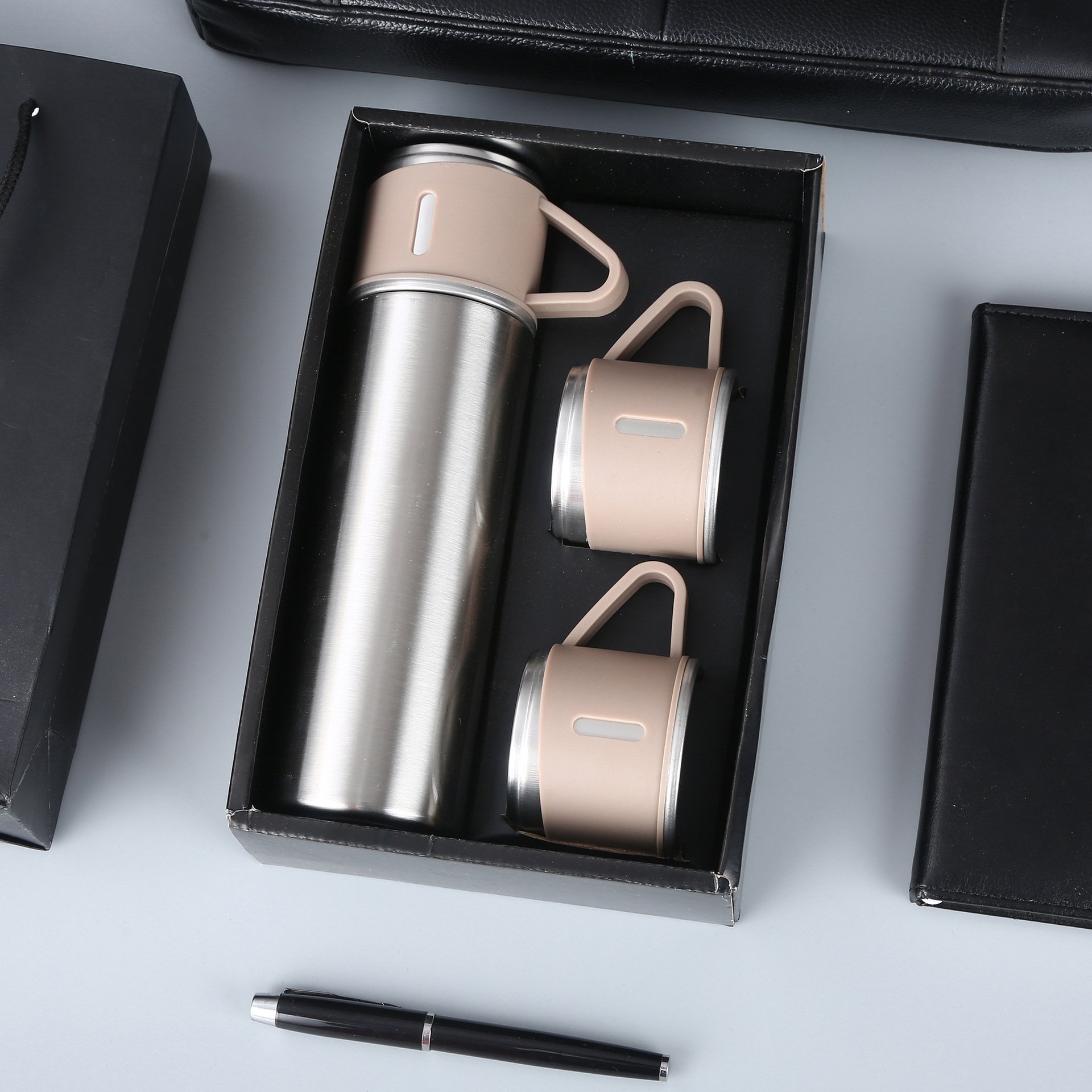 Stainless Steel Vacuum Flasks & Thermoses Gift Set Includes 3 Lids Stainless Steel Water Bottle