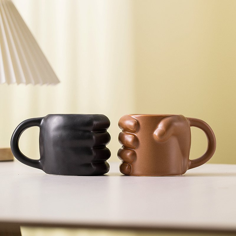 Custom Logo Colorful Novel Design Female Body Breast Shape Coffee Drinking Mug With Handgrip