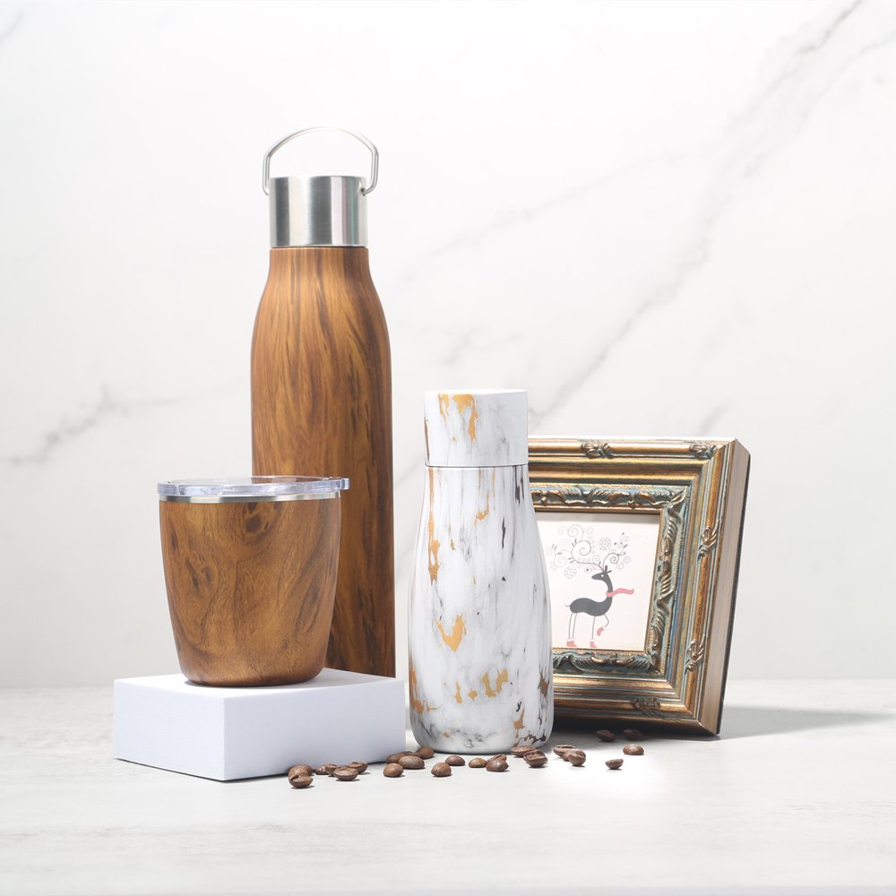 Low MOQ Magnetic Charging Hot And Cold Water Bottle Stainless Steel With Logo