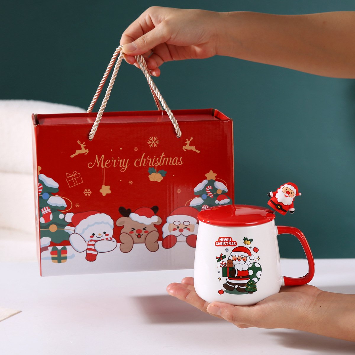 Christmas Mug Santa Claus Ceramic Cup Household Water Cup Coffee Cup Cartoon Christmas Gift Present