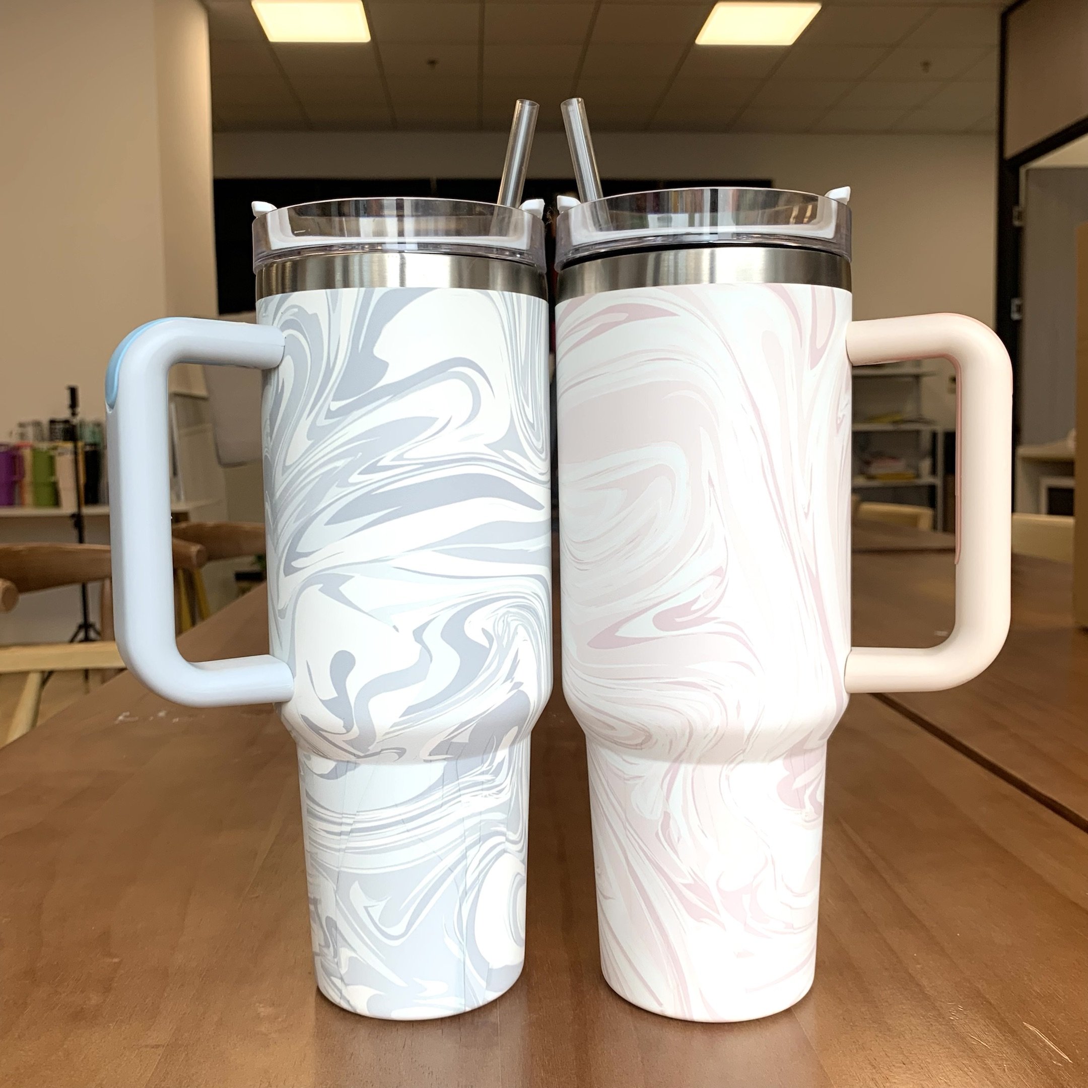 Adventure h2.0 fluid pink 40oz stainless steel insulated tumbler 40 oz travel mug with straw and handle lid