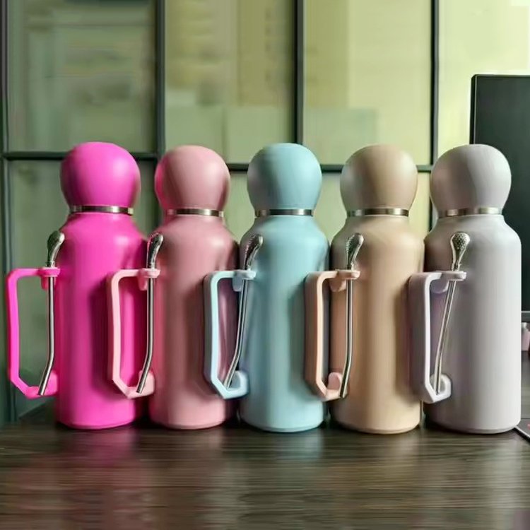 Custom 1300ml Large Capacity Yerba Thermos Vacuum Flasks Stainless Steel Insulated Water Bottle with Spoon