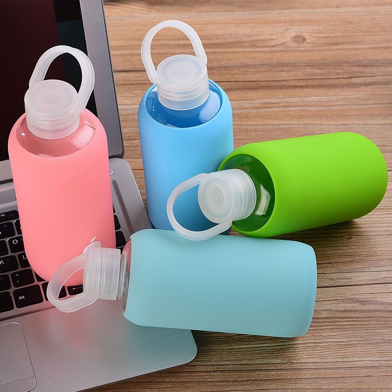 reusable custom logo on silicone sleeve glass water bottle with screw lid
