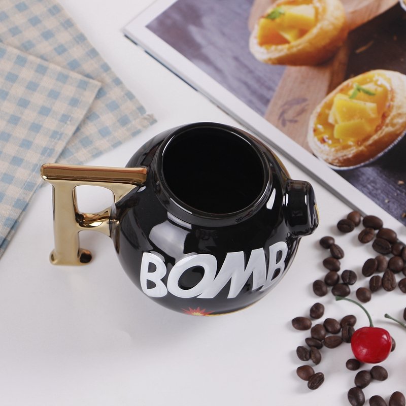 customized logo special shaped Unique Bomb Molding New Creative Black and White Ceramic 3d Mugs porcelain cups with gold handle