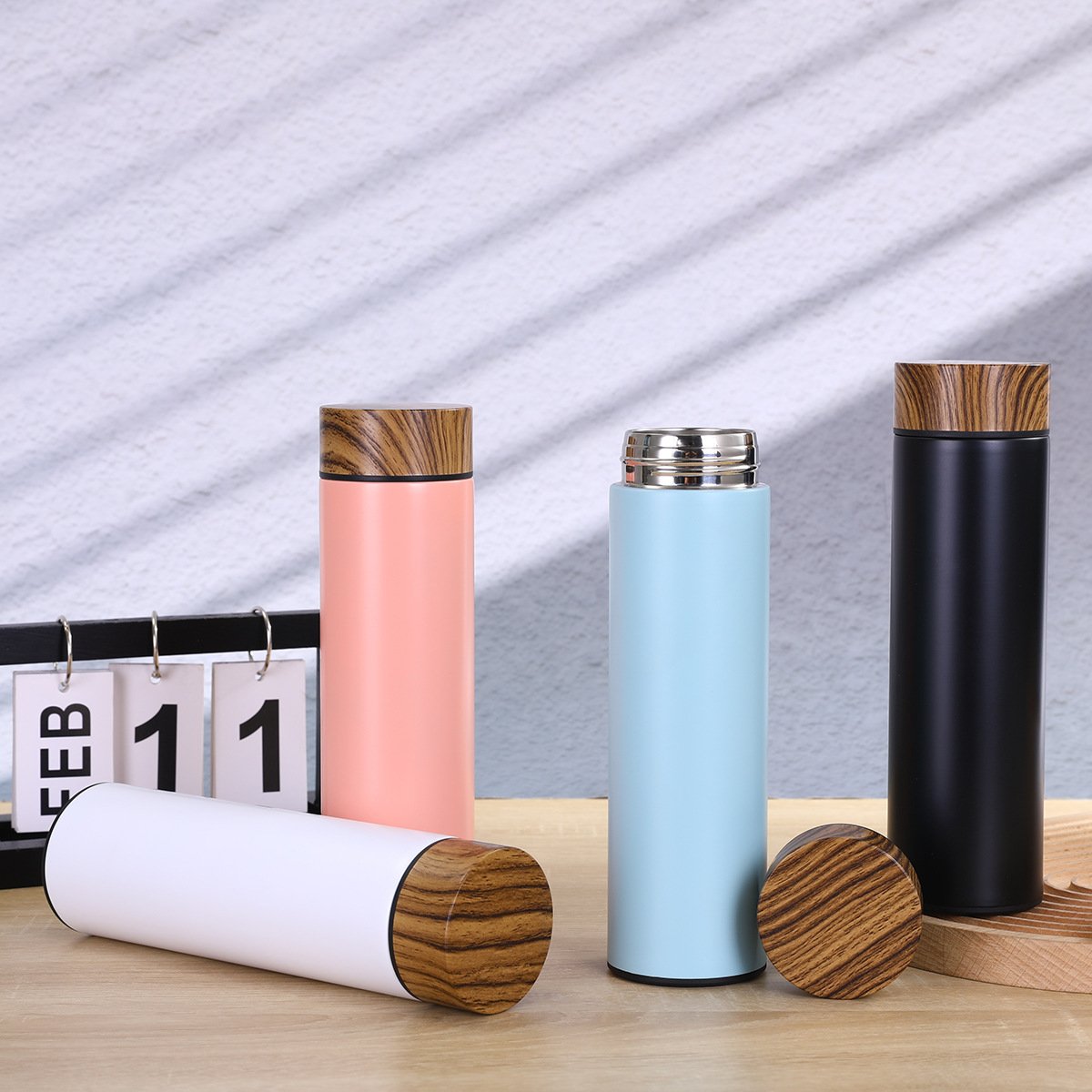 Factory Price 500ml Double Wall Stainless Steel Vacuum Flasks Thermal Thermos Water Bottle With Tea Infuser and Grain Wooden Lid