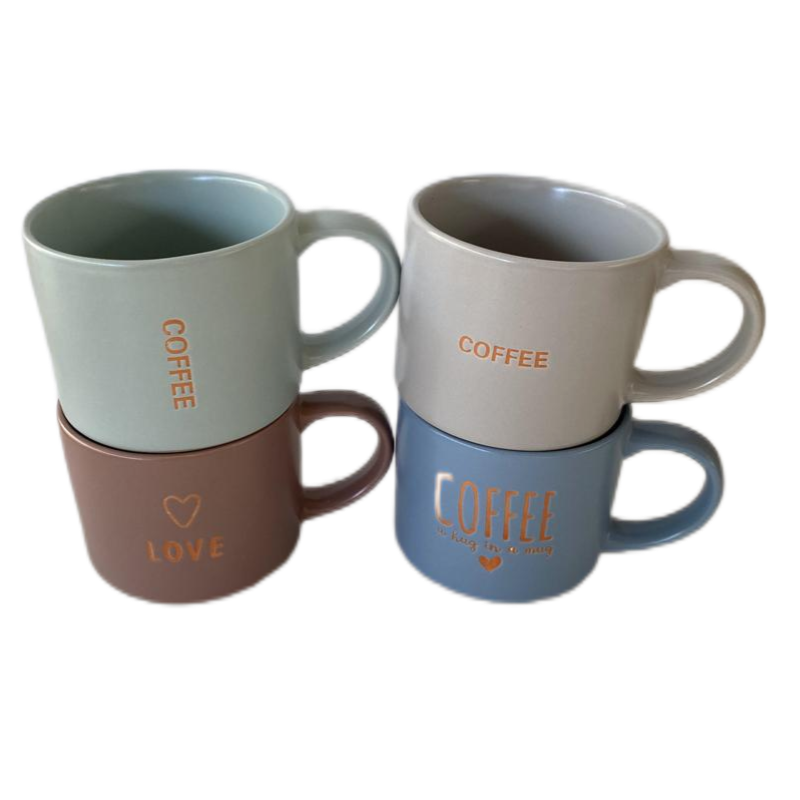ZSC Daily used high quality Red Color outside white design Handmade Ceramic Mugs Christmas Embossed Logo Ceramic Mug