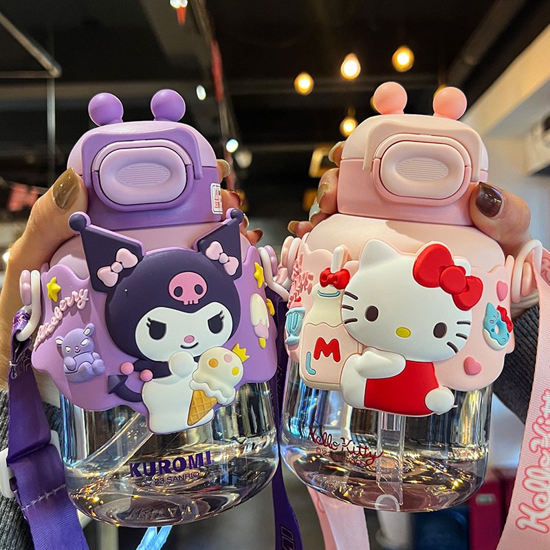 700ml Cute Cartoon Children Student Water Bottle Outdoor Sanrio Summer Portable Drinking Kitty Kuromi Anime Water Bottle