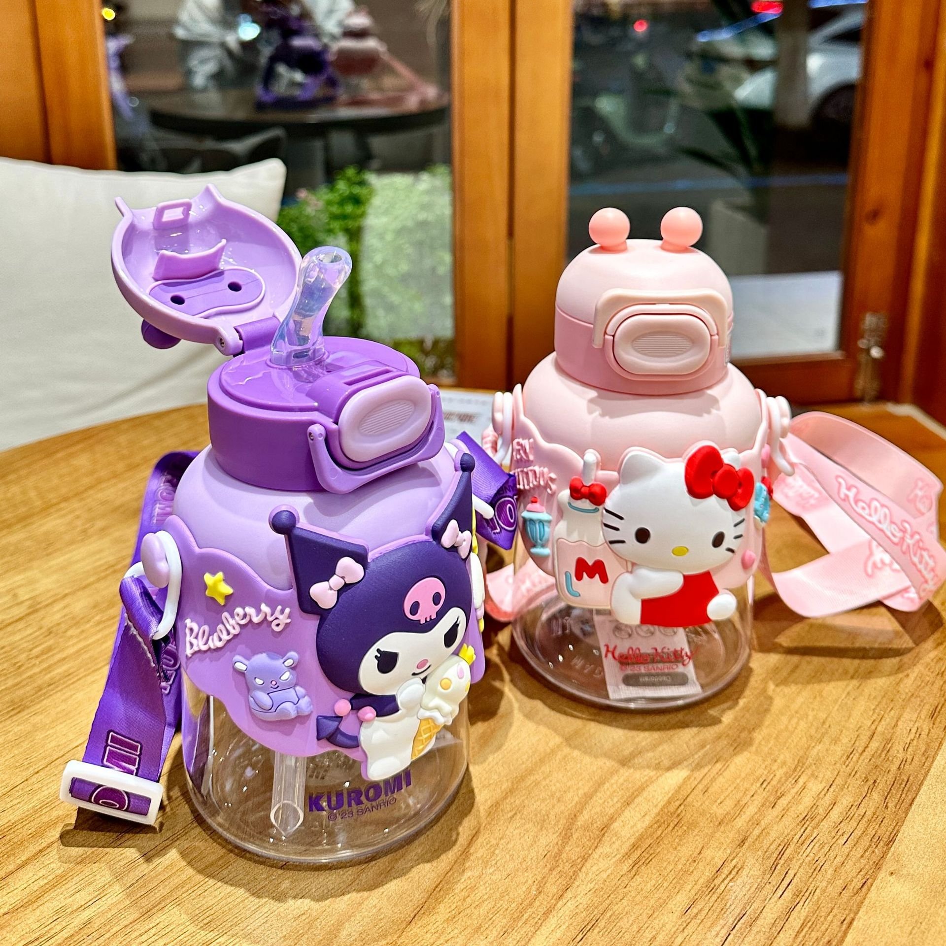700ml Cute Cartoon Children Student Water Bottle Outdoor Sanrio Summer Portable Drinking Kitty Kuromi Anime Water Bottle