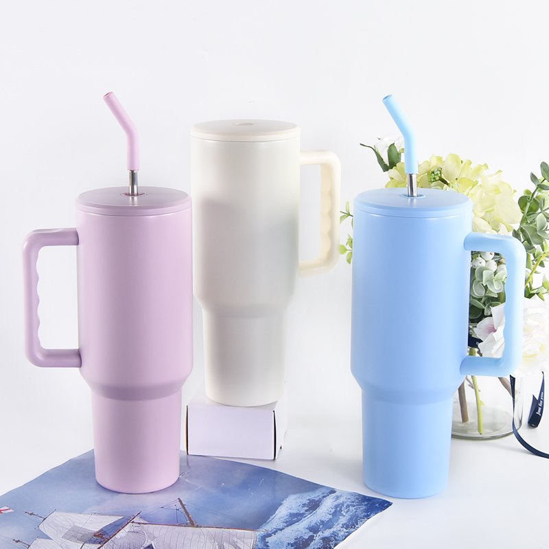 Wholesale 40oz Large Capacity Double Wall Stainless Steel 40 Oz Travel Reusable Vacuum Insulated Water Bottle With Straws